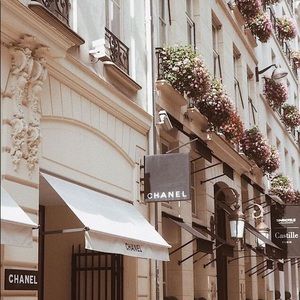 Meet your Posher, Olivia